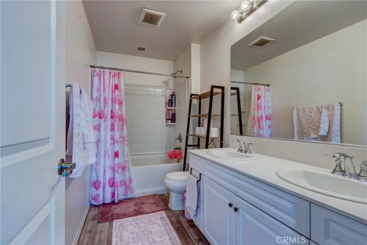 13224 Valmont Court, Victorville, California 92394