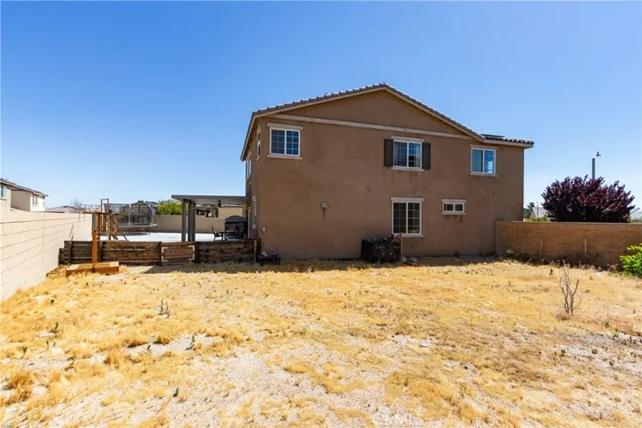 13224 Valmont Court, Victorville, California 92394