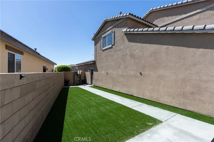 13224 Valmont Court, Victorville, California 92394