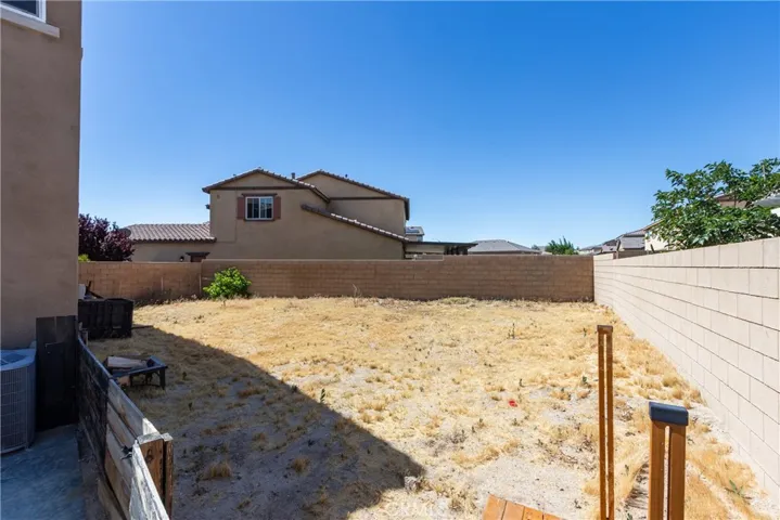13224 Valmont Court, Victorville, California 92394