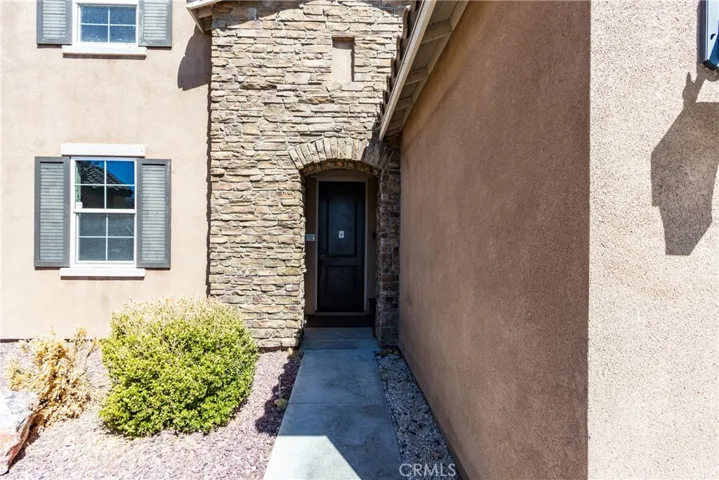 13224 Valmont Court, Victorville, California 92394
