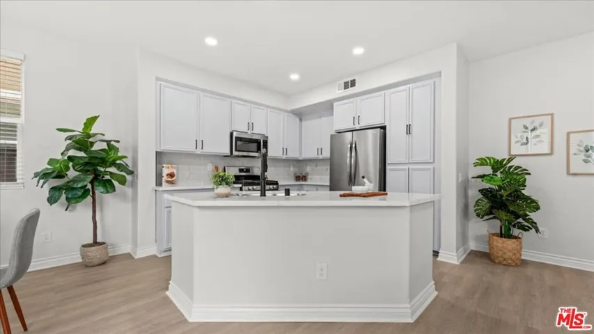 3608 W Chapman Lane, Inglewood, California 90305