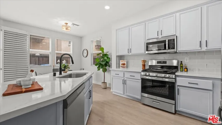 3608 W Chapman Lane, Inglewood, California 90305