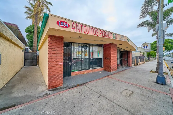 1856 Pacific Avenue, Long Beach, California 90806