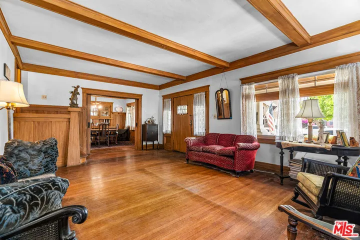 1621 5th Avenue, Los Angeles, California 90019