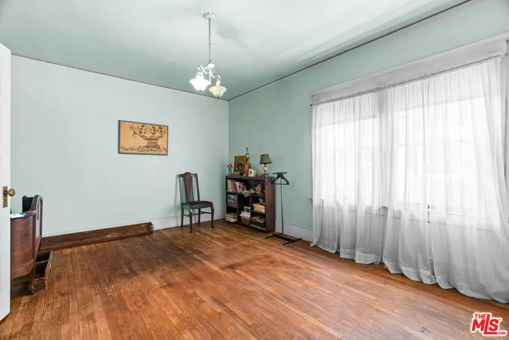 1621 5th Avenue, Los Angeles, California 90019