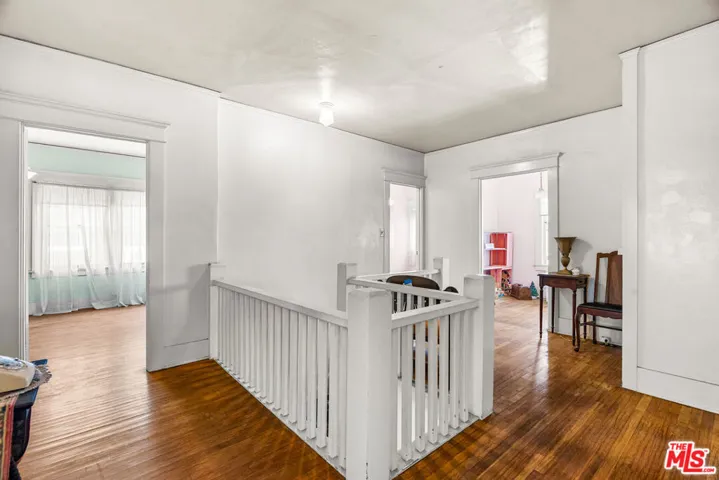 1621 5th Avenue, Los Angeles, California 90019
