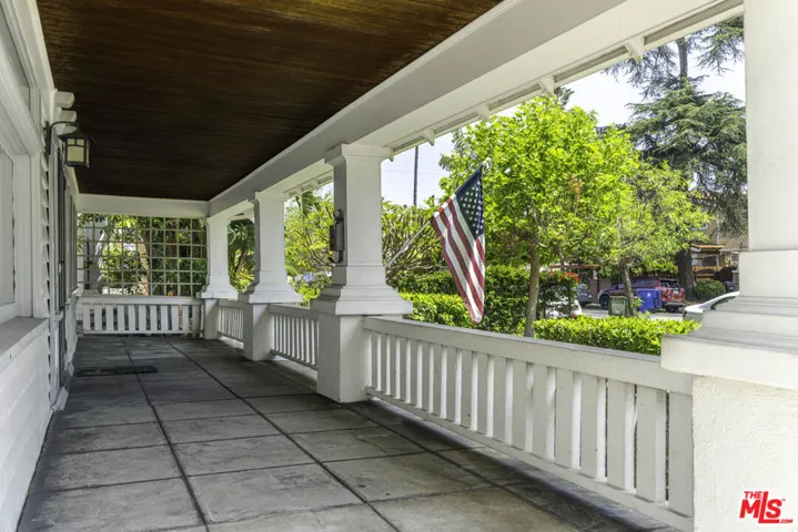 1621 5th Avenue, Los Angeles, California 90019