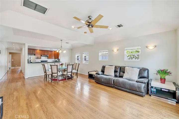 3170 E Green Street, Pasadena, California 91107