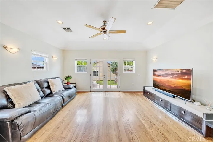 3170 E Green Street, Pasadena, California 91107