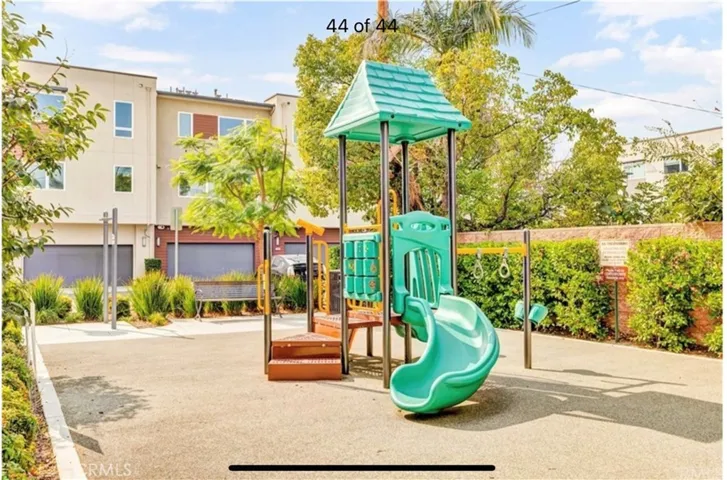 8016 Privet Ln, Downey, California 90241