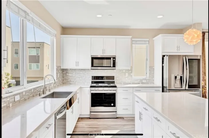 8016 Privet Ln, Downey, California 90241