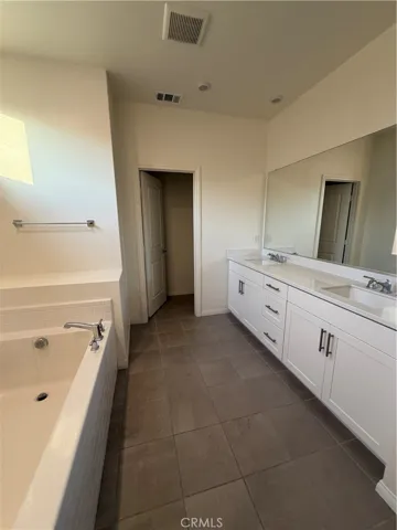 1446 E Laurelwood, San Bernardino, California 92408