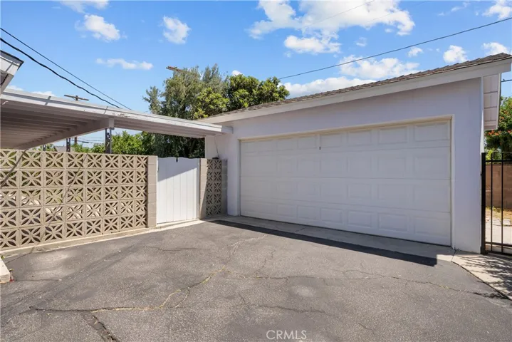 20110 Kinzie, Chatsworth, California 91311