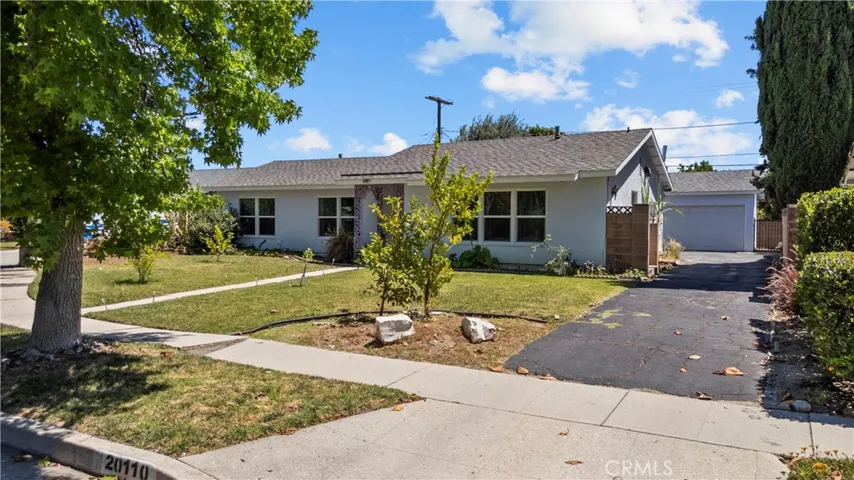 20110 Kinzie, Chatsworth, California 91311