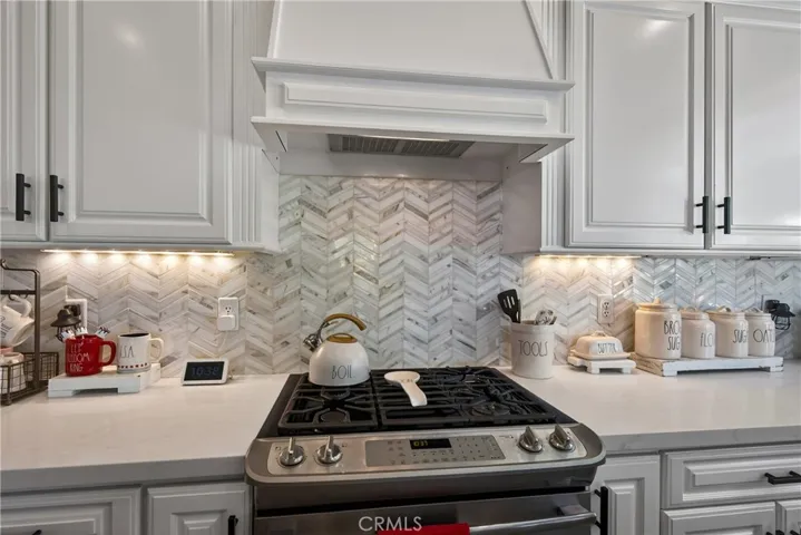13596 Mesa Crest Drive, Yucaipa, California 92399