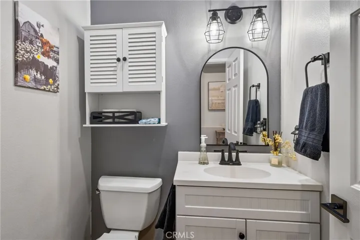 13596 Mesa Crest Drive, Yucaipa, California 92399