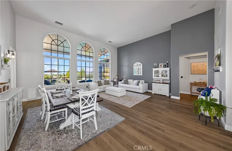 13596 Mesa Crest Drive, Yucaipa, California 92399