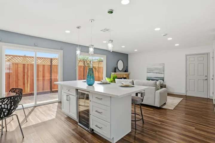 3281 Lantern, San Jose, California 95111