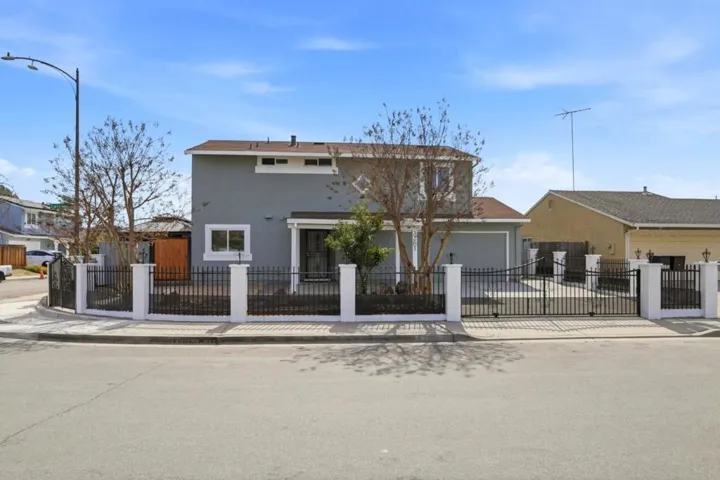 3281 Lantern, San Jose, California 95111