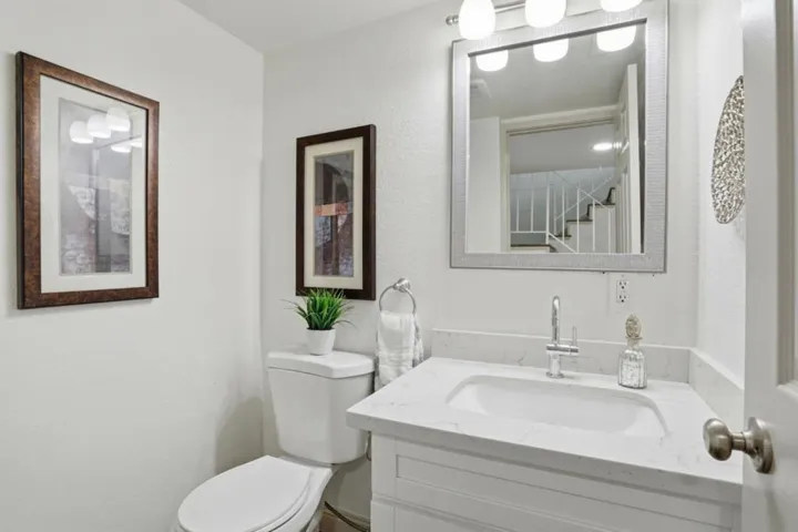 3281 Lantern, San Jose, California 95111