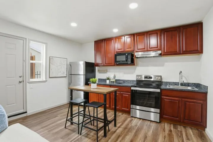 3281 Lantern, San Jose, California 95111