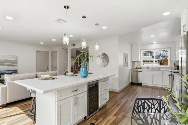 3281 Lantern, San Jose, California 95111