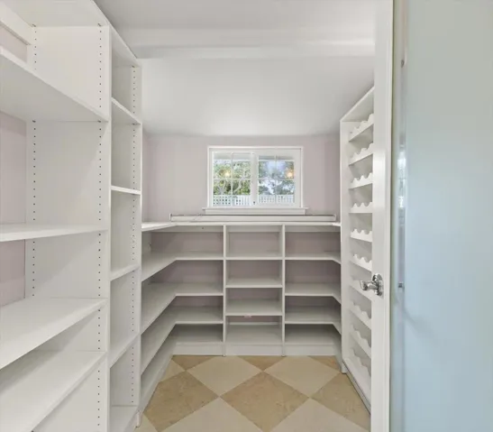 494 Grove Acre Avenue, Pacific Grove, California 93950