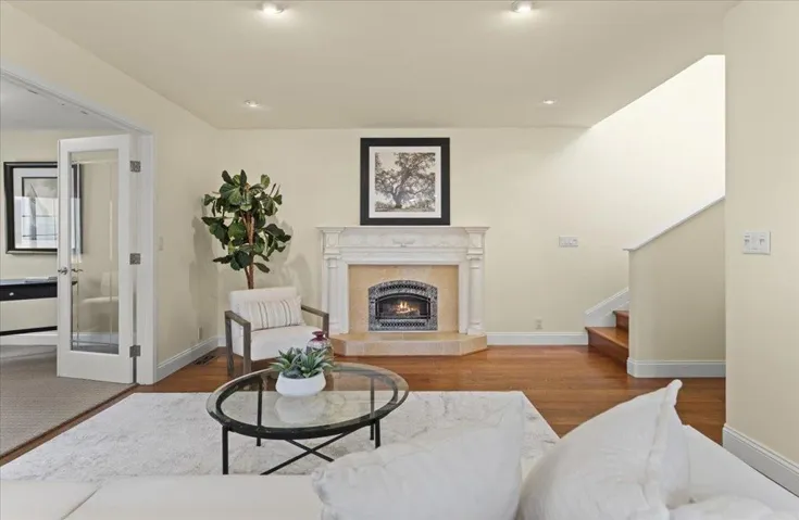 494 Grove Acre Avenue, Pacific Grove, California 93950