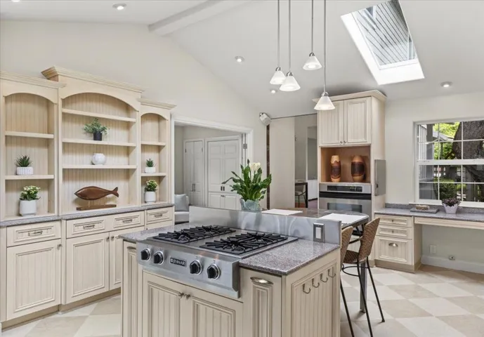 494 Grove Acre Avenue, Pacific Grove, California 93950