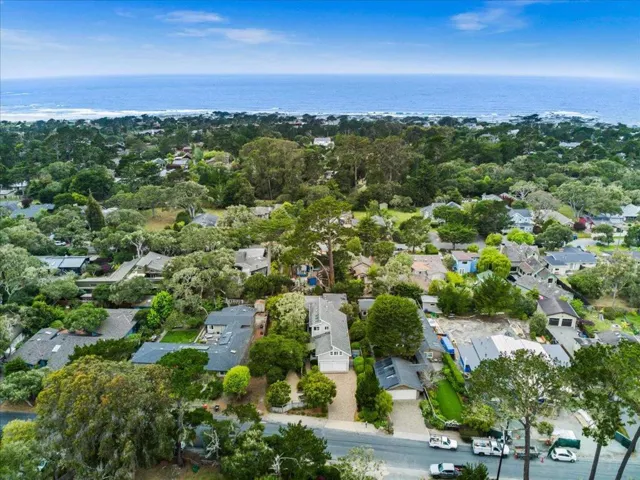494 Grove Acre Avenue, Pacific Grove, California 93950