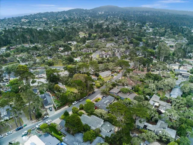 494 Grove Acre Avenue, Pacific Grove, California 93950
