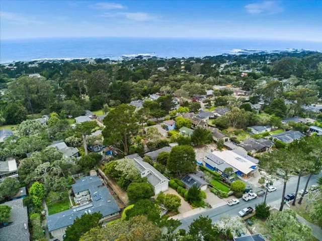 494 Grove Acre Avenue, Pacific Grove, California 93950