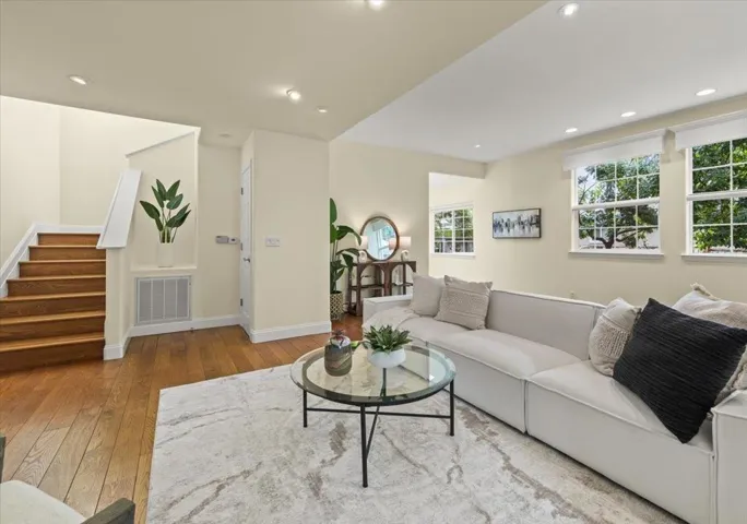 494 Grove Acre Avenue, Pacific Grove, California 93950