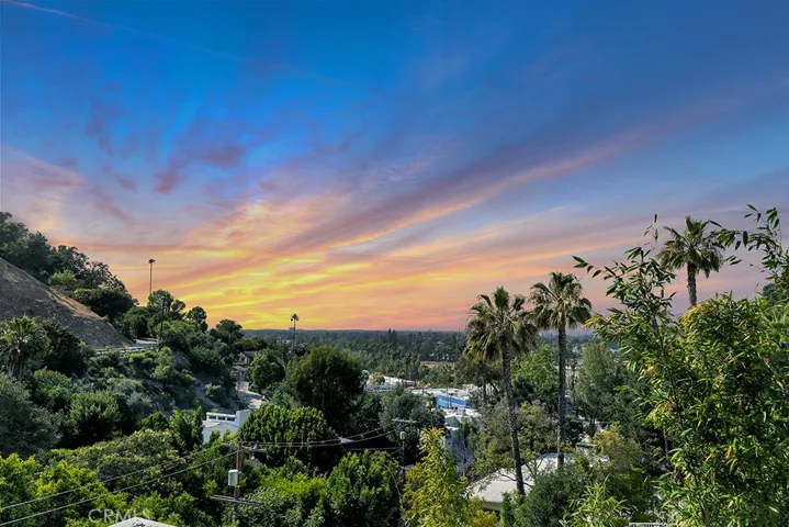 4148 Sunswept Drive, Studio City, California 91604