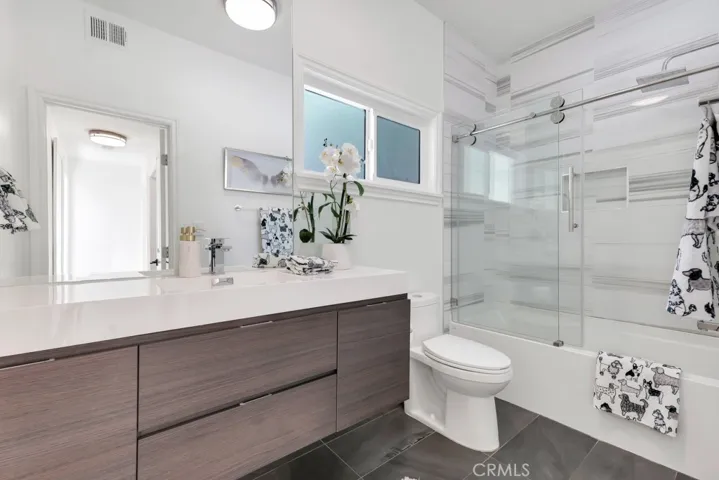 4148 Sunswept Drive, Studio City, California 91604