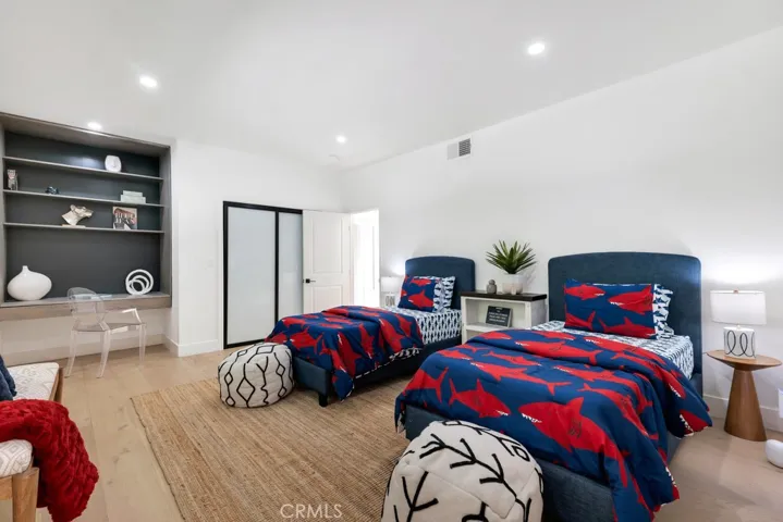 4148 Sunswept Drive, Studio City, California 91604