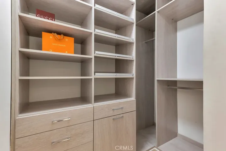 4148 Sunswept Drive, Studio City, California 91604