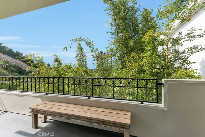 4148 Sunswept Drive, Studio City, California 91604