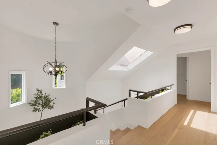 4148 Sunswept Drive, Studio City, California 91604