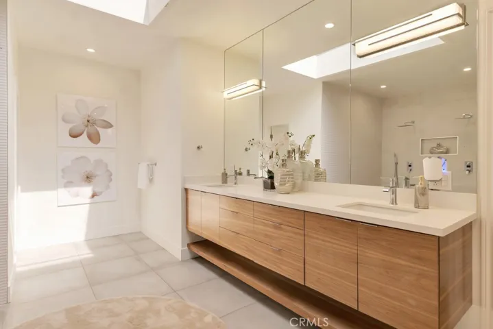 4148 Sunswept Drive, Studio City, California 91604