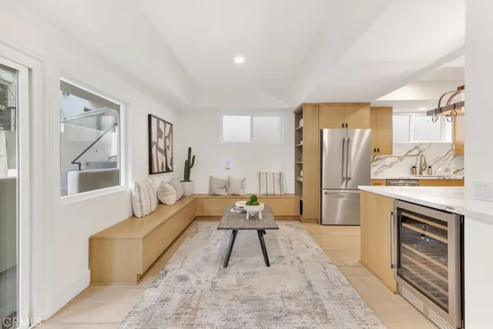4148 Sunswept Drive, Studio City, California 91604