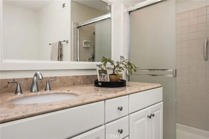 9 Driftwood 22, Irvine, California 92604