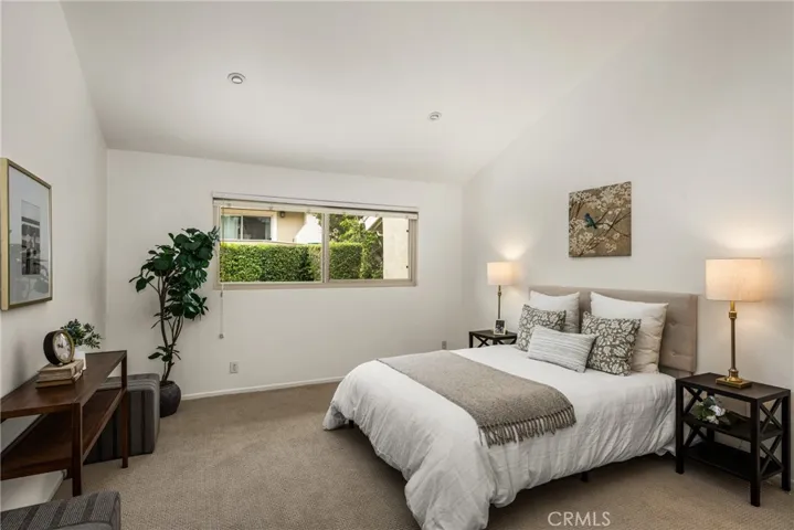 9 Driftwood 22, Irvine, California 92604