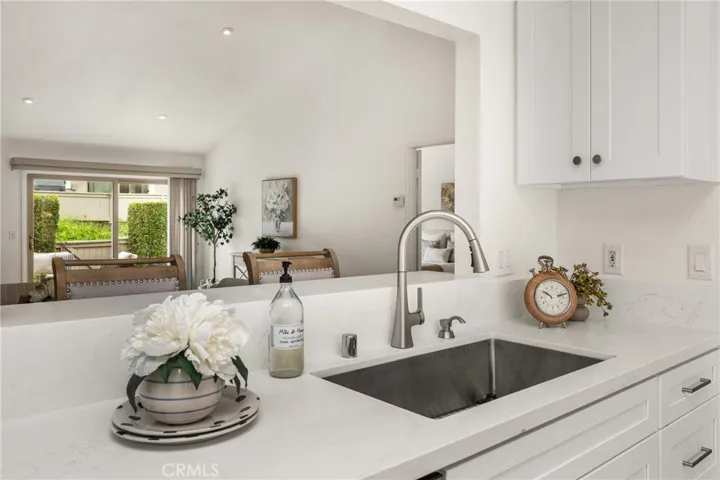 9 Driftwood 22, Irvine, California 92604