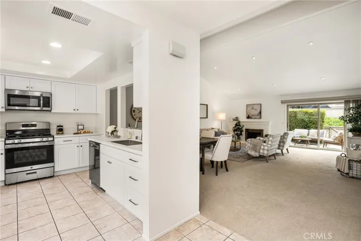 9 Driftwood 22, Irvine, California 92604