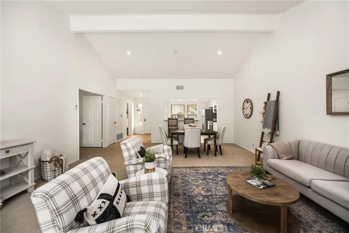 9 Driftwood 22, Irvine, California 92604