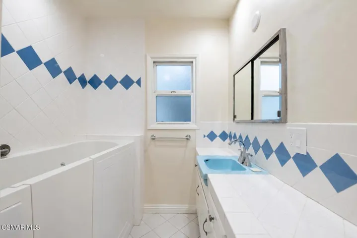 Bath LF