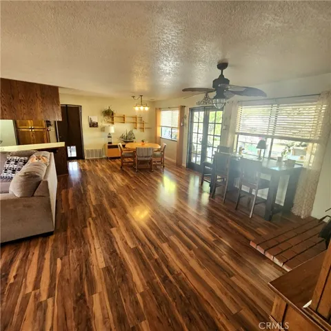4280 Whispering Oak Way, Paso Robles, California 93446