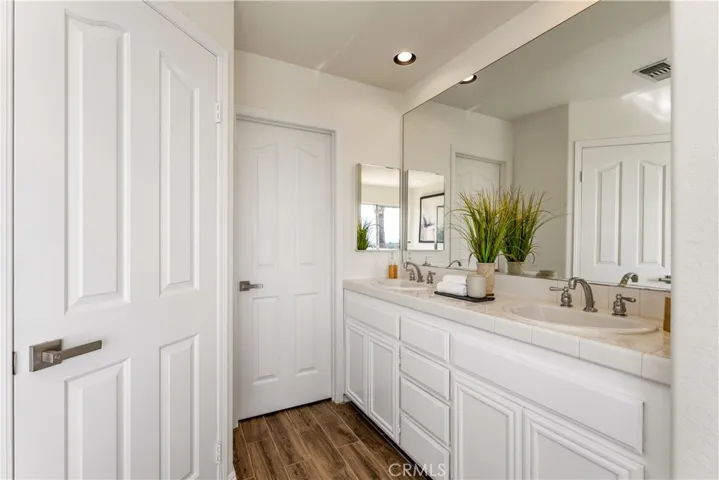 13570 Russet Leaf, San Diego, California 92129